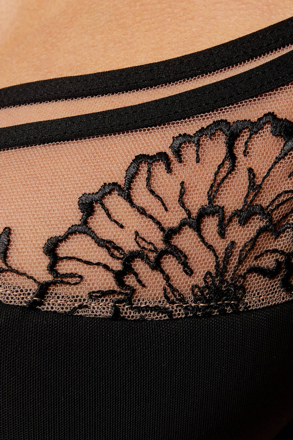 GORTEKS-IMP Kala floral pattern half padded bra