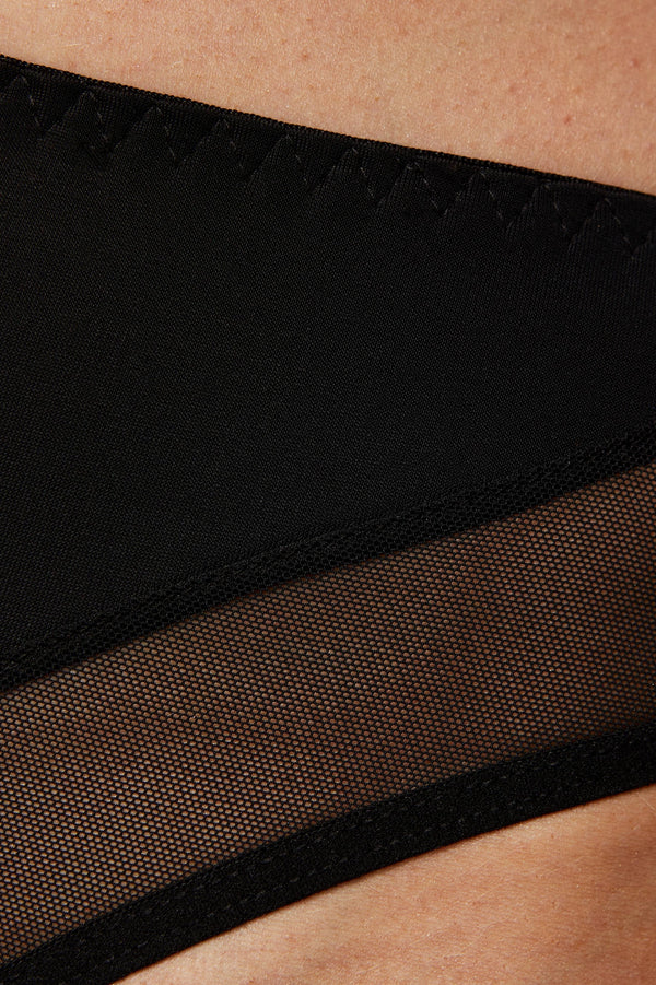 GORTEKS-IMP Zara brazilian thong black