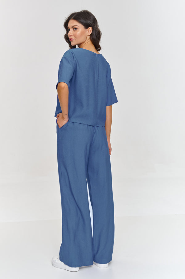 Elegancki komplet z szerokimi spodniami blue jeans M881