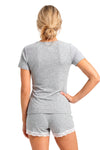 Pijamă damă Megi short gri melanj cu dantelă albă, bluză și pantaloni scurți