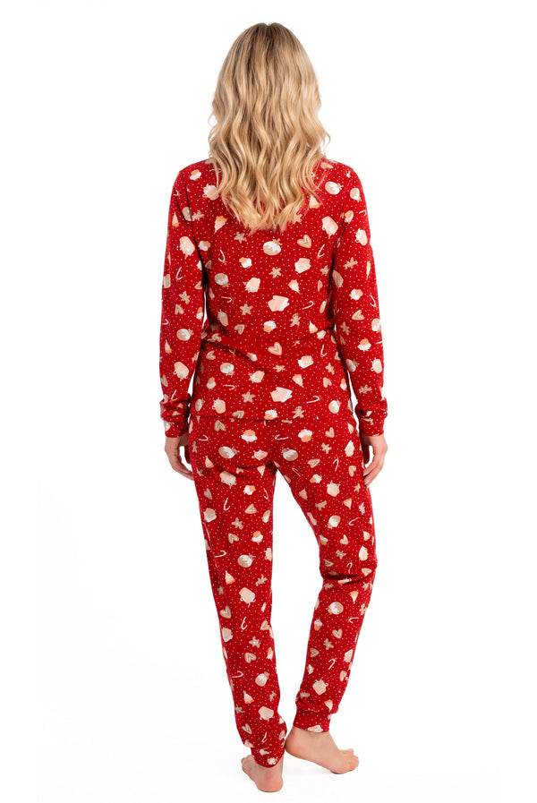 Pijama damă bumbac Cookie long roșu — imprimeu cu bastonașe de zahăr, steluțe și brăduți, fabricat în UE